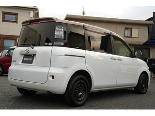 2013 Toyota Sienta I Рестайлинг 2, белый, 694911 рублей, вид 4