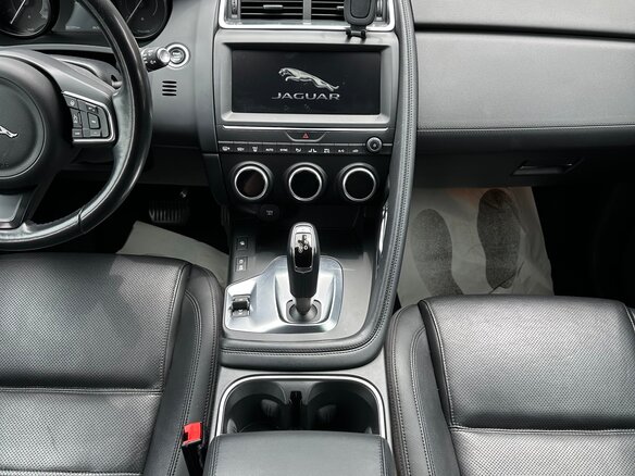 2018 Jaguar E-Pace I, белый, 2590000 рублей - вид 11