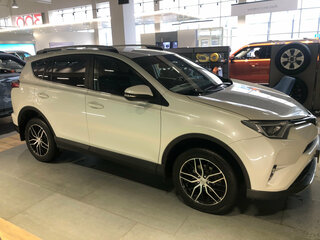 2015 Toyota RAV4 IV (XA40) Рестайлинг, белый, 1970000 рублей, вид 4