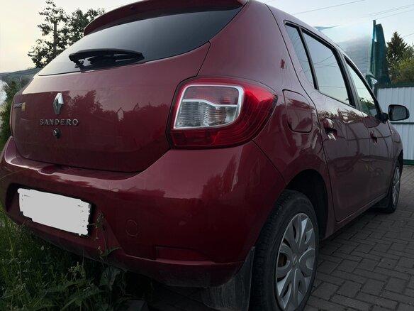 2014 Renault Sandero II, красный, 650000 рублей - вид 1
