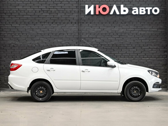 2022 Lada (ВАЗ) Granta I Рестайлинг, белый, 580000 рублей - вид 8