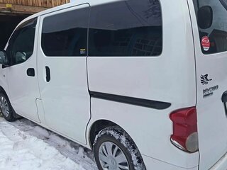 2015 Nissan NV200, белый, 995000 рублей, вид 4