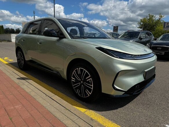2025 Arcfox T1 42.3 kWh, зелёный, 1890000 рублей - вид 2