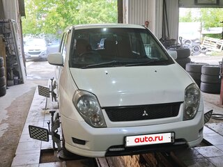 1999 Mitsubishi Dingo I, белый, 280000 рублей, вид 1