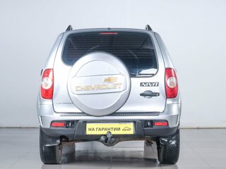 2012 Chevrolet Niva I Рестайлинг, серебристый, 439000 рублей, вид 5