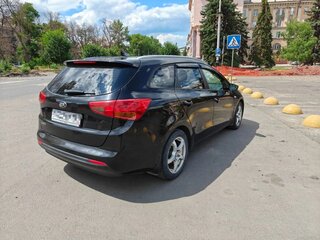 2018 Kia Ceed II Рестайлинг, чёрный, 1350000 рублей, вид 3