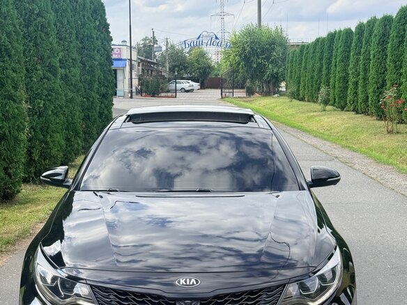 2020 Kia Optima IV Рестайлинг, чёрный, 2475000 рублей - вид 2