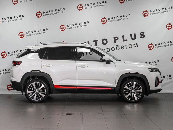 2022 Changan CS35 Plus I Рестайлинг, белый, 1769000 рублей - вид 4