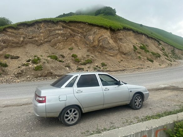 2006 Lada (ВАЗ) 2110, серебристый, 230000 рублей - вид 4