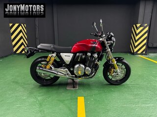 2017 Honda CB 1100, красный, 1250000 рублей, вид 1