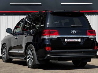 2018 Toyota Land Cruiser 200 Series Рестайлинг 2, чёрный, 6987000 рублей, вид 4