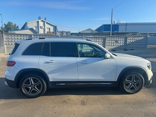 2020 Mercedes-Benz GLB 250 I (X247), белый, 3800000 рублей, вид 3