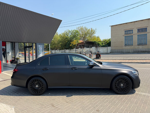 2020 Mercedes-Benz E-Класс 200 V (W213, S213, C238) Рестайлинг, чёрный, 3750000 рублей - вид 3