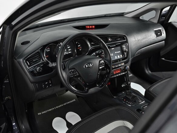 2017 Kia Ceed II Рестайлинг, серый, 1105000 рублей - вид 5