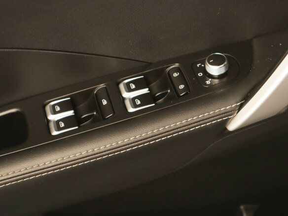 2022 Geely Coolray I, синий, 1649000 рублей - вид 15