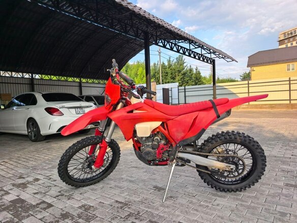 2024 Regulmoto Holeshot, красный, 179000 рублей