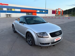 2002 Audi TT I (8N), серебристый, 700000 рублей, вид 2