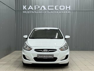 2014 Hyundai Solaris I, белый, 828000 рублей, вид 3