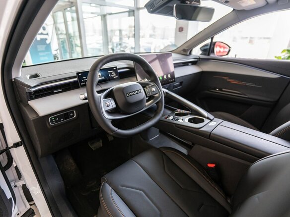 2026 Omoda C5 II, белый, 2629000 рублей - вид 9