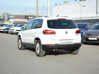 2013 Volkswagen Tiguan I Рестайлинг, белый, 1290000 рублей, вид 4
