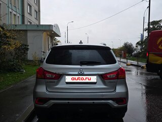 2017 Mitsubishi ASX I Рестайлинг 2, серебристый, 1200000 рублей, вид 3