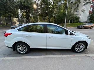 2016 Ford Focus III Рестайлинг, белый, 1050000 рублей, вид 2