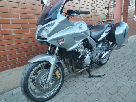 2008 Honda CBF 1000, серебристый, 480000 рублей, вид 4