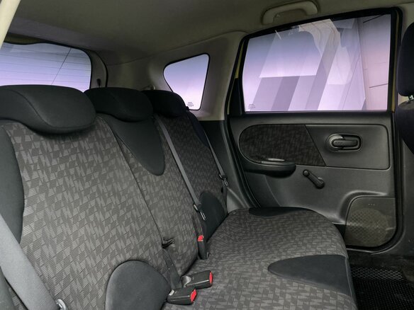 2006 Nissan Note I, жёлтый, 398000 рублей - вид 21