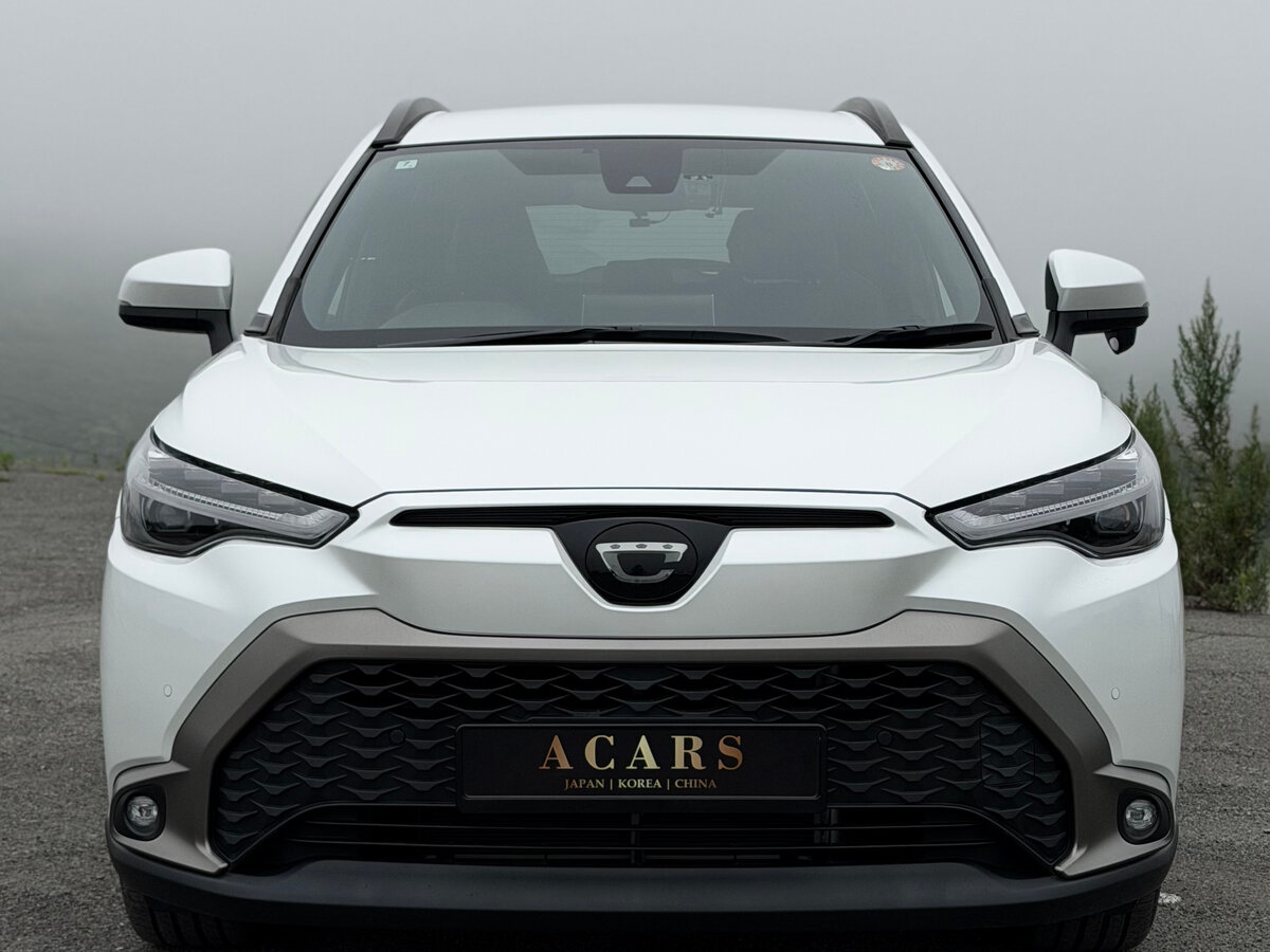Открыть фотографии: Toyota Corolla Cross I