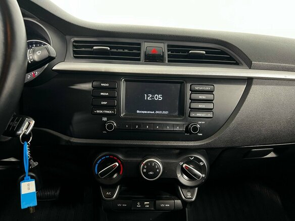 2020 Kia Rio IV, белый, 1332000 рублей - вид 17
