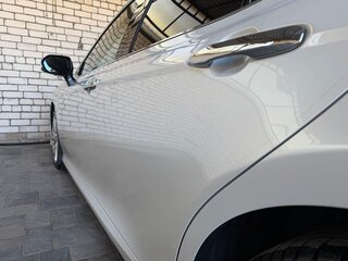 2019 Toyota Camry VIII (XV70), белый, 3350000 рублей, вид 4