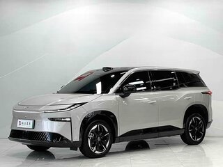 2026 Toyota bZ3X 50 kWh, серебристый, 2700100 рублей, вид 1