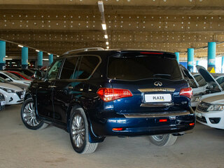 2017 Infiniti QX80 I Рестайлинг, синий, 4300000 рублей, вид 3