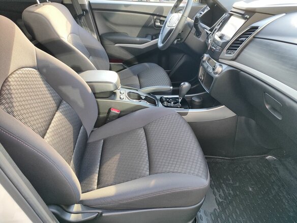 2015 SsangYong Actyon II Рестайлинг, белый - вид 8