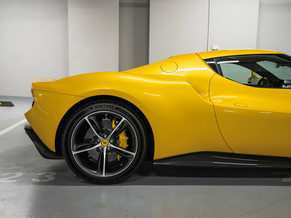 2024 Ferrari 296 GTB, жёлтый, 38000000 рублей - вид 10