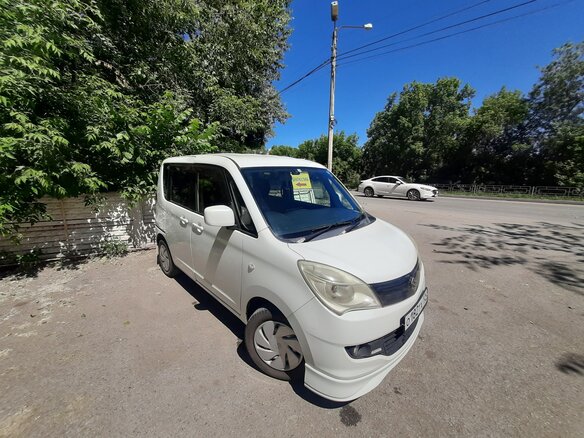 2013 Suzuki Solio II, белый, 820000 рублей