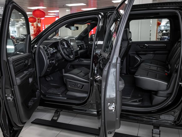 2026 Ram 1500 Crew Cab eTorque V Рестайлинг, чёрный, 11300000 рублей - вид 18