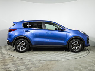 2020 Kia Sportage IV Рестайлинг, синий, 1749700 рублей, вид 4
