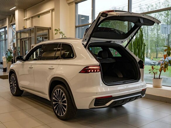 2026 Geely Monjaro I Рестайлинг, белый - вид 11