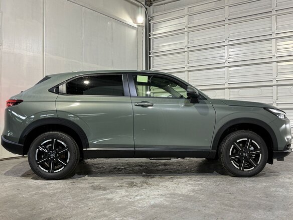 2026 Honda Vezel II Рестайлинг, белый, 1980000 рублей - вид 13