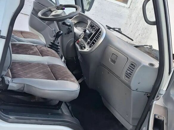 2011 Hyundai HD35, белый, 1050000 рублей - вид 11