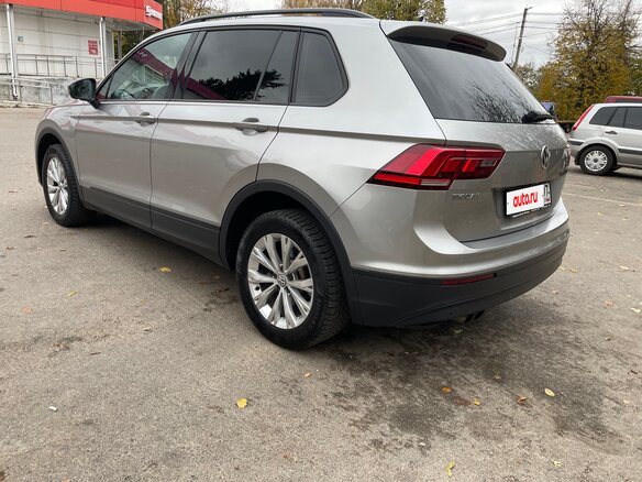 2019 Volkswagen Tiguan II, серебристый, 2800000 рублей - вид 6