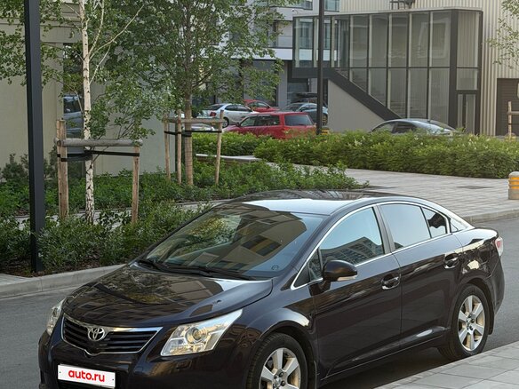 2009 Toyota Avensis III, фиолетовый, 1250000 рублей - вид 1