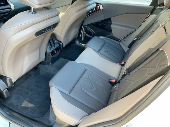 2026 BMW X3 30L xDrive IV (G45/G48), белый - вид 13