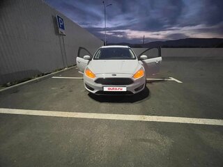 2017 Ford Focus III Рестайлинг, белый, 750000 рублей, вид 3