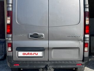 2015 Renault Trafic III, серый, 2100000 рублей, вид 3