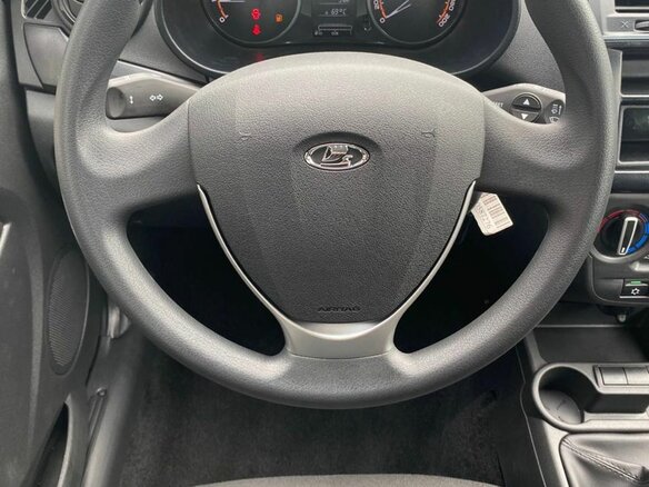 2026 Lada (ВАЗ) Granta I Рестайлинг, красный, 1109000 рублей - вид 13
