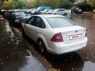 2010 Ford Focus II Рестайлинг, белый, 640000 рублей, вид 5