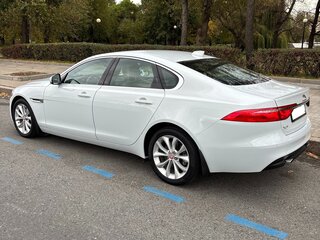 2016 Jaguar XF II, белый, 2700000 рублей, вид 4