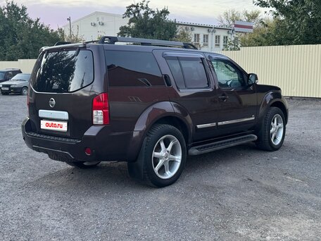 2011 Nissan Pathfinder III Рестайлинг, коричневый, 1220000 рублей, вид 3